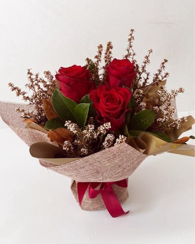 Parcel Wrap - Columbian Roses